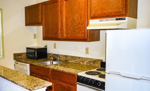 Separate Dining Area, Guest Laundromat on Site, Free Premium Cable TV