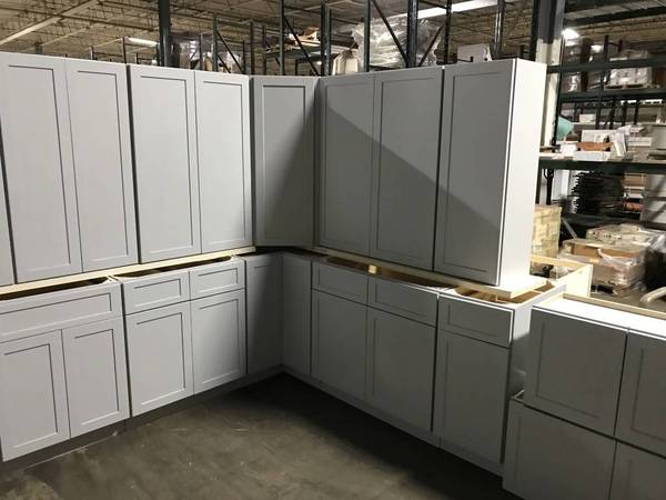 New Gray Shaker Kitchen Wood Cabinets & Bathroom Vanity Cupboards!