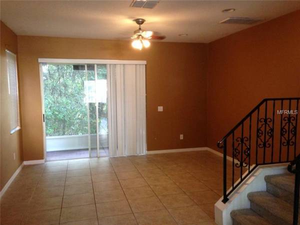 Las Palmas townhomes, gated community, end unit