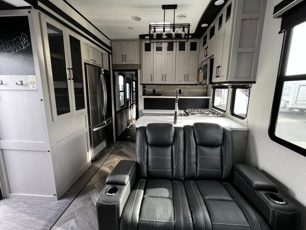 2023 Heartland Cyclone 4006 Toy Hauler RV 5th Wheel SAVE $20,000!