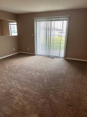 Enjoy this newly remodeled 3 bdrm home with a view! APPLY now!