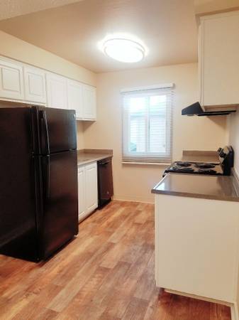 1 BD, 1 BA — Walk-in Closets — $850 OFF SELECT APARTMENTS!!