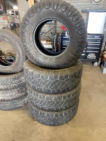 Nitto ridge grappler’s 37 x 12.5 x 18.