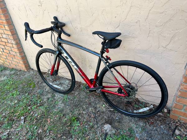 Trek Domane AL 5 Disc 54” Gravel / Road / Cyclocross Bike – Shimano 105