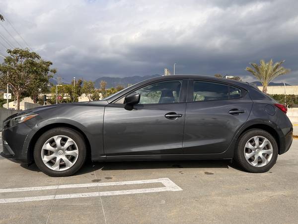 Used 2015 MAZDA MAZDA3 i Touring Hatchback 4D