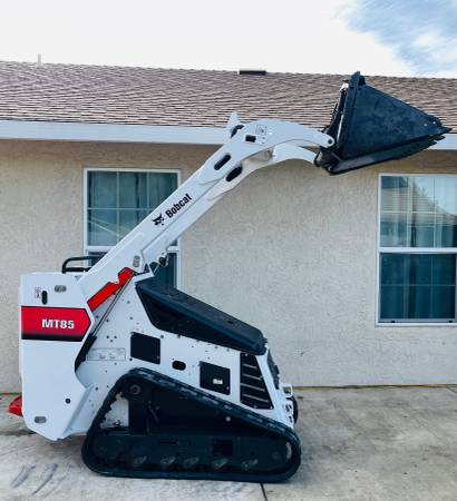 Bobcat MT85 Track Skid Steer (Like New)