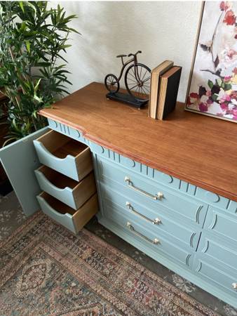 Dresser Credenza Entry Table