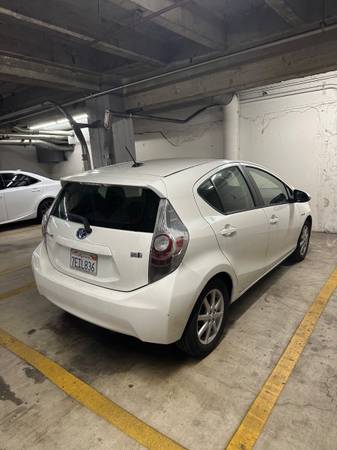 2014 Toyota Prius C low miles