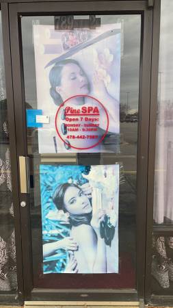 Pine SPA – Massage (478-442-7587)