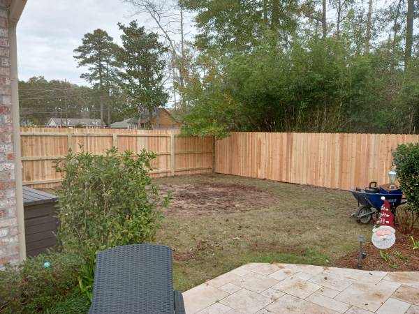 PROFESSIONAL FENCE INSTALLATION!