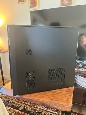 HP 110 Desktop PC