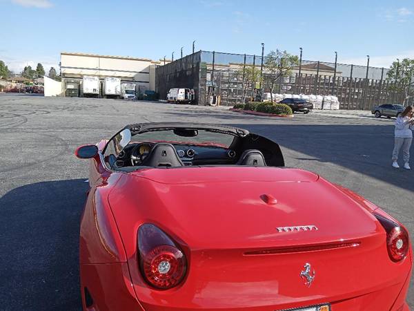 2017 FERRARI CALIFORNIA T