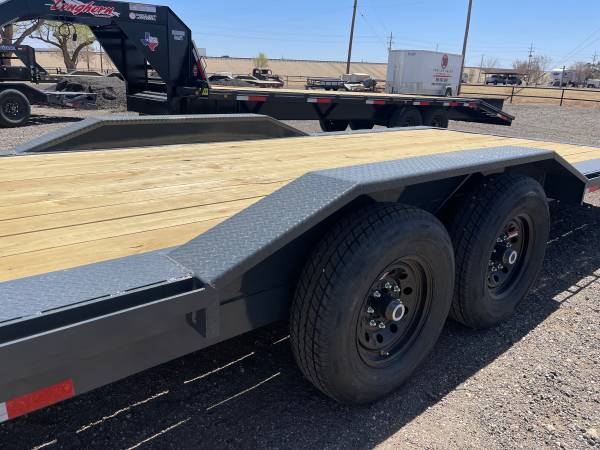 102X36 Equipment Hauler – Drive Over Fenders – 2 Rear Jacks- 7K Axles