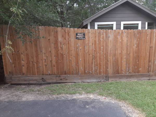 SQUEAKY CLEAN PRESSURE WASHING & GUTTER CLEANING & FENCING