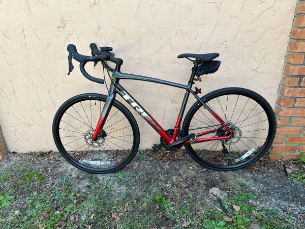 Trek Domane AL 5 Disc 54” Gravel / Road / Cyclocross Bike – Shimano 105