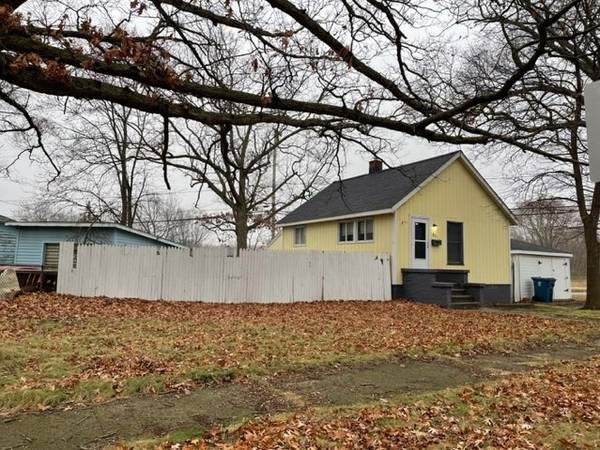 TIRED OF APARTMENT LIVING? Cozy 1 Bedroom Home in Muskegon Heights