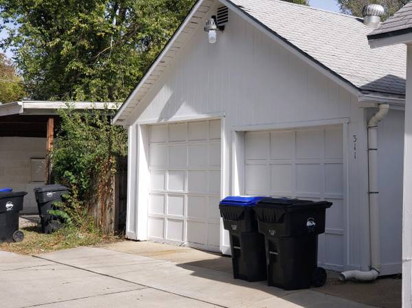 2 car garage storge