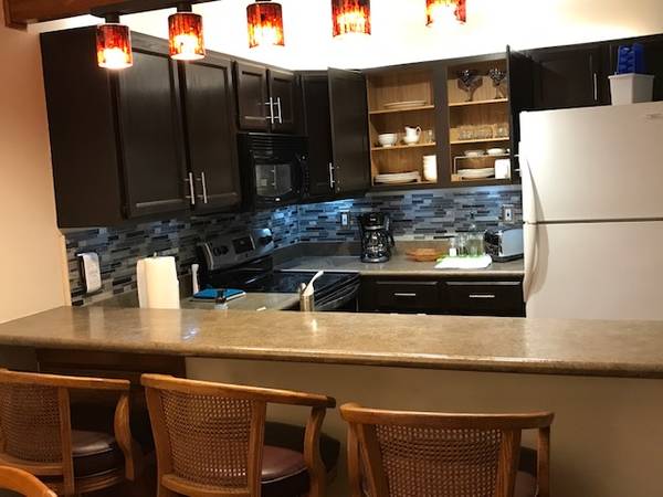 FURNISHED upscale top flr 2BR 1 BA CrowHill Condo, INCL UTILITIES