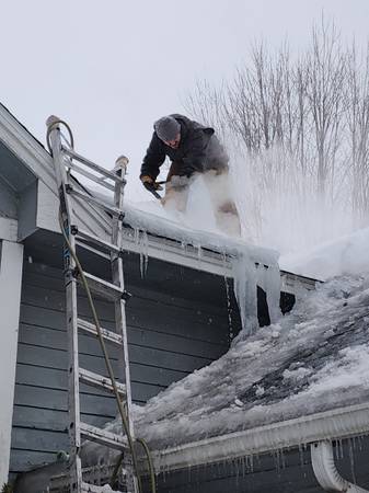 SNOW & ICE DAM REMOVAL OF ROOFS