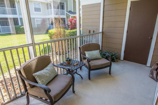 Cozy Gas Burning Fire Pit, Pool Table, Huge Floor Plans.