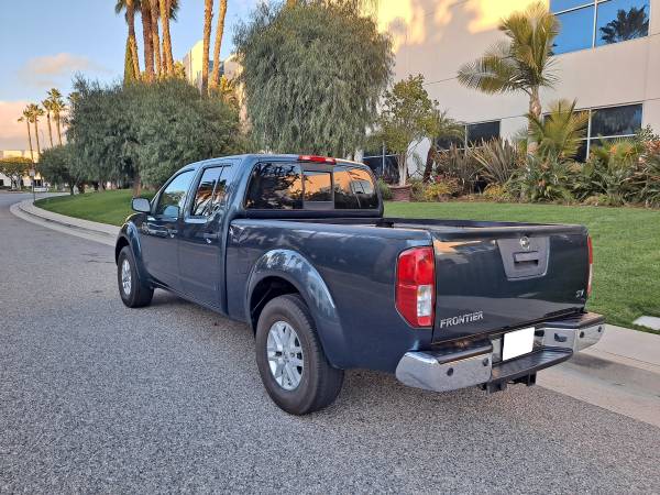 2014 NISSAN FRONTIER == 4 DOORS == LONG BED == ORIGINAL 76,000 MILES