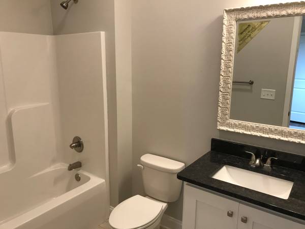 Four bedroom Fall Rental Minutes to UA Campus