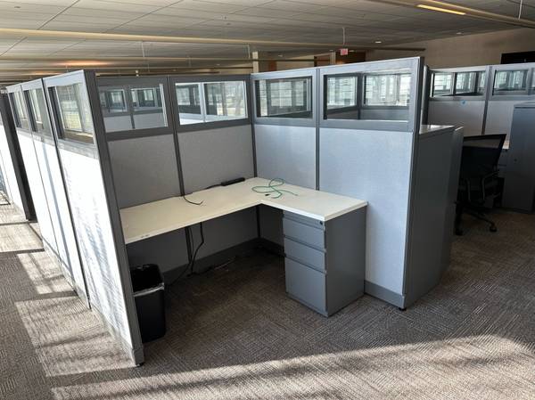 Haworth Uni-group Too Workstations w/ Glass Tops For SALE!