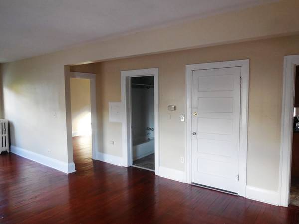 MARCH: Delaware Ave – 1 Bedroom Apt, Includes all Utilities!