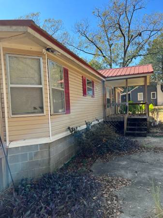 Mobile Home For Sale in Americus