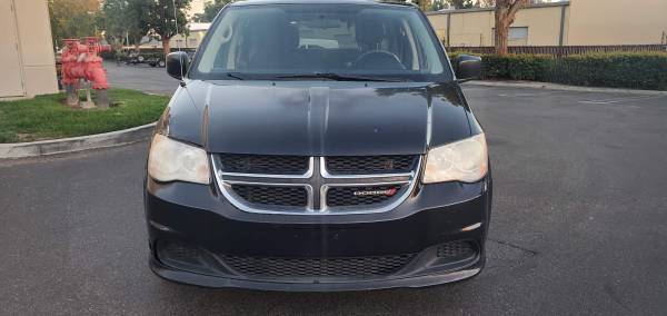 2014 DODGE GRAND CARAVAN SXT, 3RD ROW, VERY DEPENDABLE. $7500