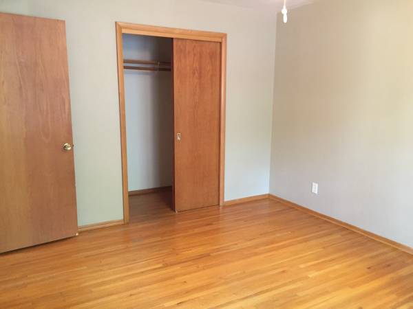 Hardwood*Charming**Downtown*Heat Paid*Avail NOW