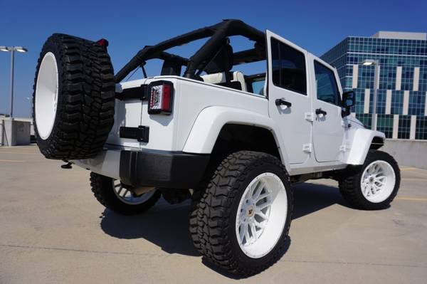 2015 Jeep Wrangler Unlimited Sahara 4WD 4DR – JD MOTORS !!