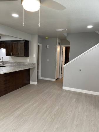 Must See Spacious Remodeled Townhouses