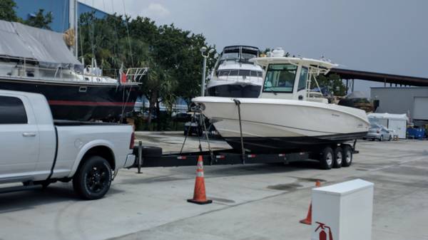 Boat transport hauling shipping