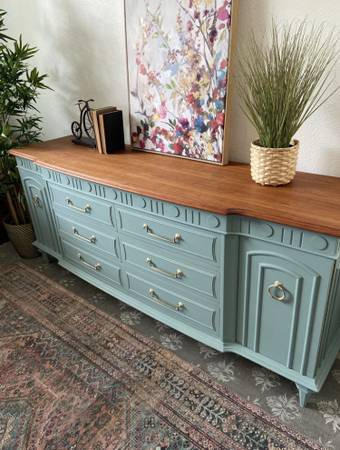 Dresser Credenza Entry Table