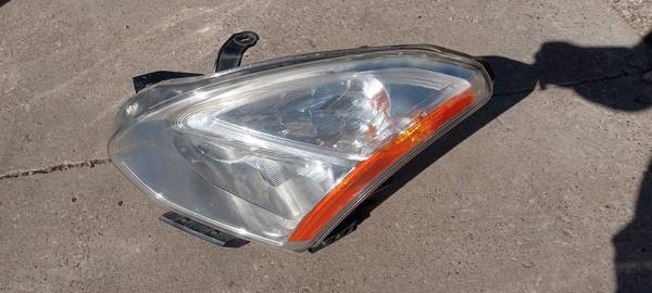 2012 NISSAN ROGUE LEFT HEADLIGHT