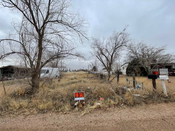 Kingman Residential Lot with utilities/Owner Financing