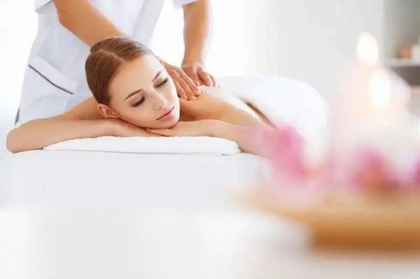 Pine SPA – Massage (478-442-7587)