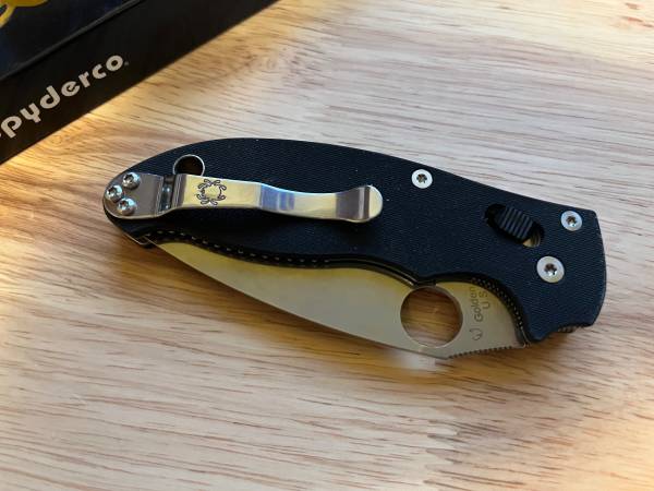 SPYDERCO Manix 2 NIB !