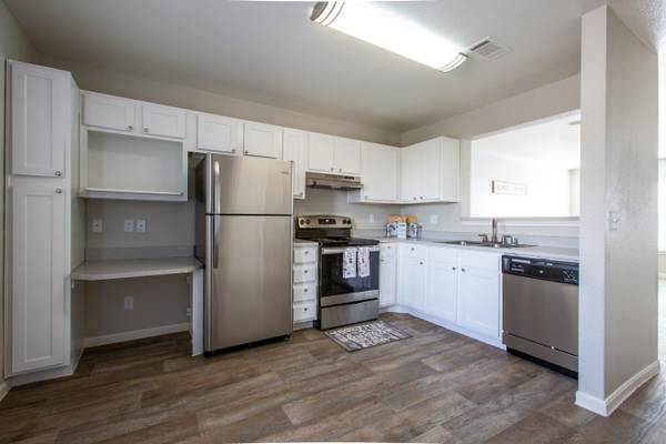 Relax in your new 1020 sq ft 2 bed / 2 bath!