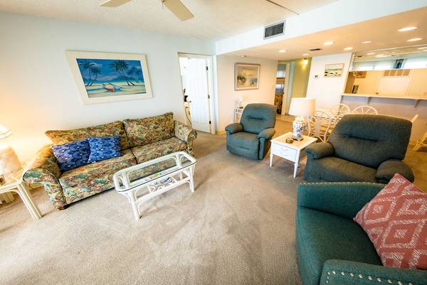 Family Friendly 2 Bdrm Condo Rentals By PC Beach Owner Near 30A