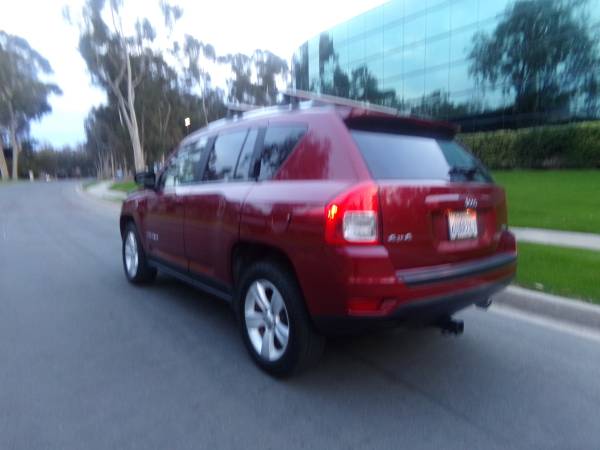 2012 JEEP COMPASS LATITUDE SPORT——DEALER SPECIAL——-ONE OWNER–