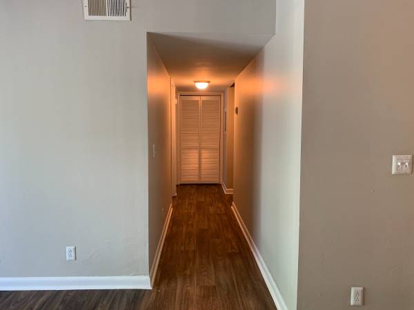 $200 PRICE DROP!! TWO BEDROOM APARTMENT- IMMEDIATE MOVE IN