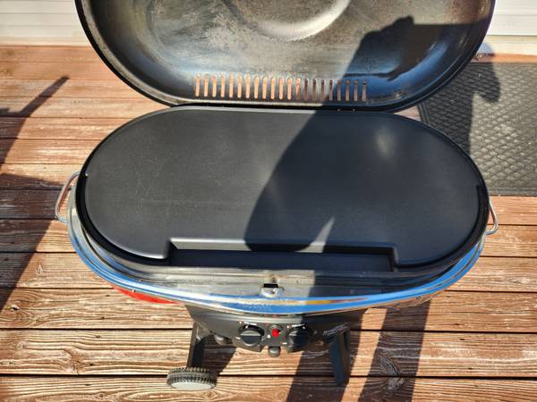 Coleman Roadtrip Grill