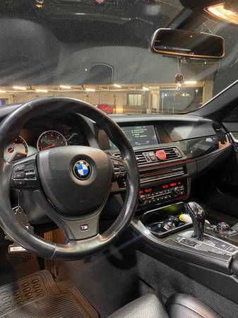 2013 BMW 550i M sport