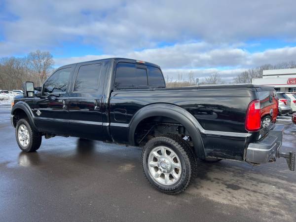 2011 Ford F-250 Lariat 4×4 Crew Cab