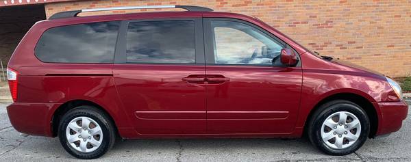 2010 Kia Sedona * L0W Miles* Like NEW!