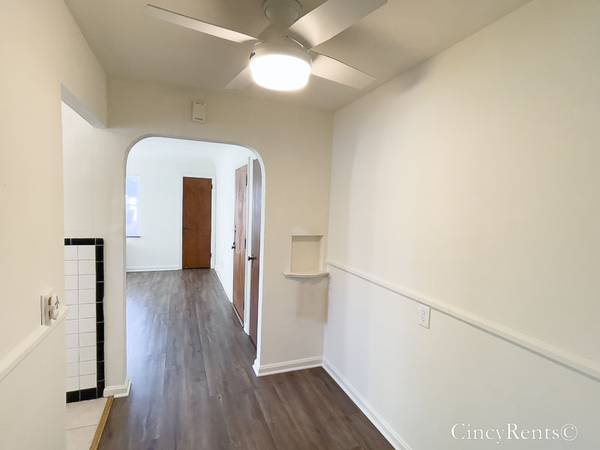 2786 Observatory Ave #5| 1 bedroom apartment