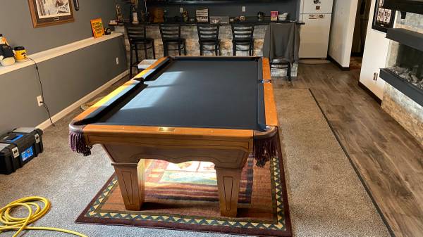 Billiards Table Service