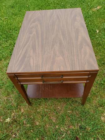 Mid century modern end table by Mersman